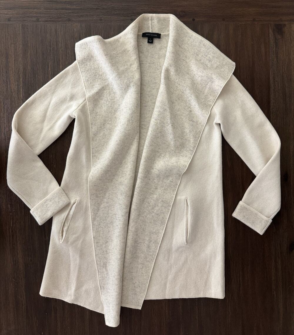 Ann Taylor Wool Cashmere Cardigan Women’s Small Cream Longline Travel Wrap